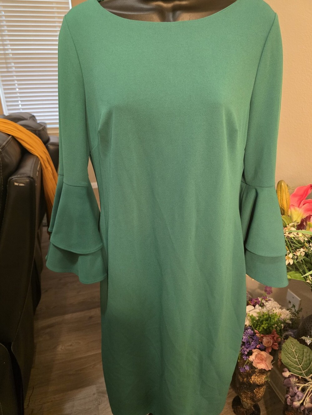 Calvin Klein Emerald Green Tiered Bell-Sleeve Shift Dress
